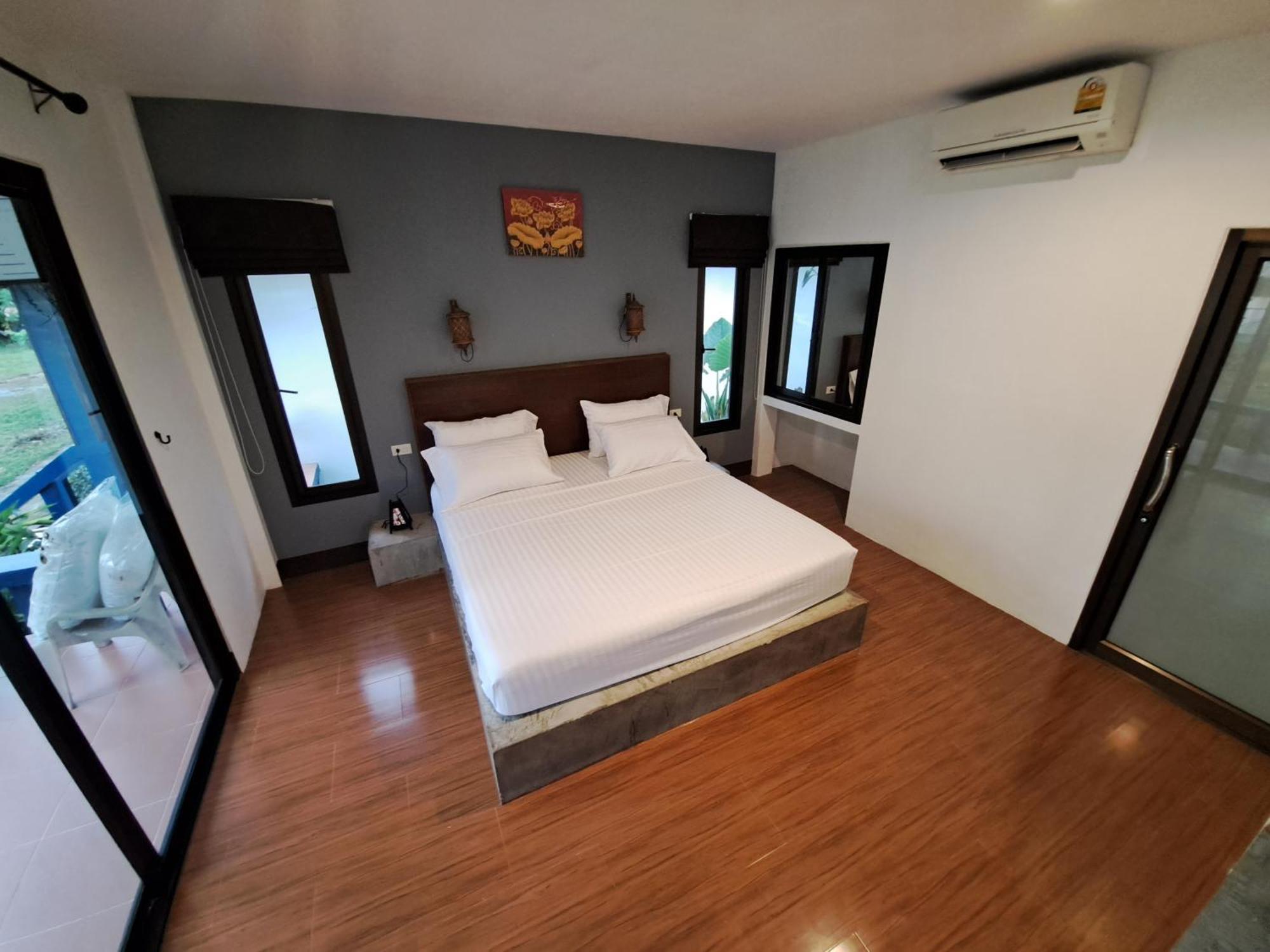The Blue Gecko Hotel Ko Lanta Exterior foto
