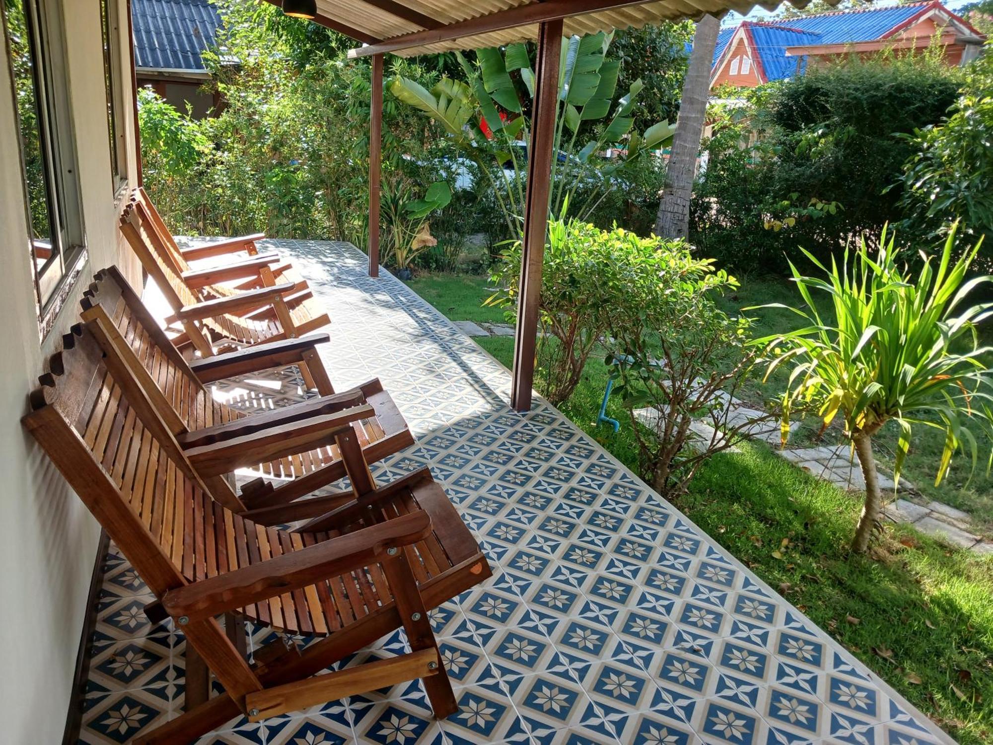 The Blue Gecko Hotel Ko Lanta Exterior foto