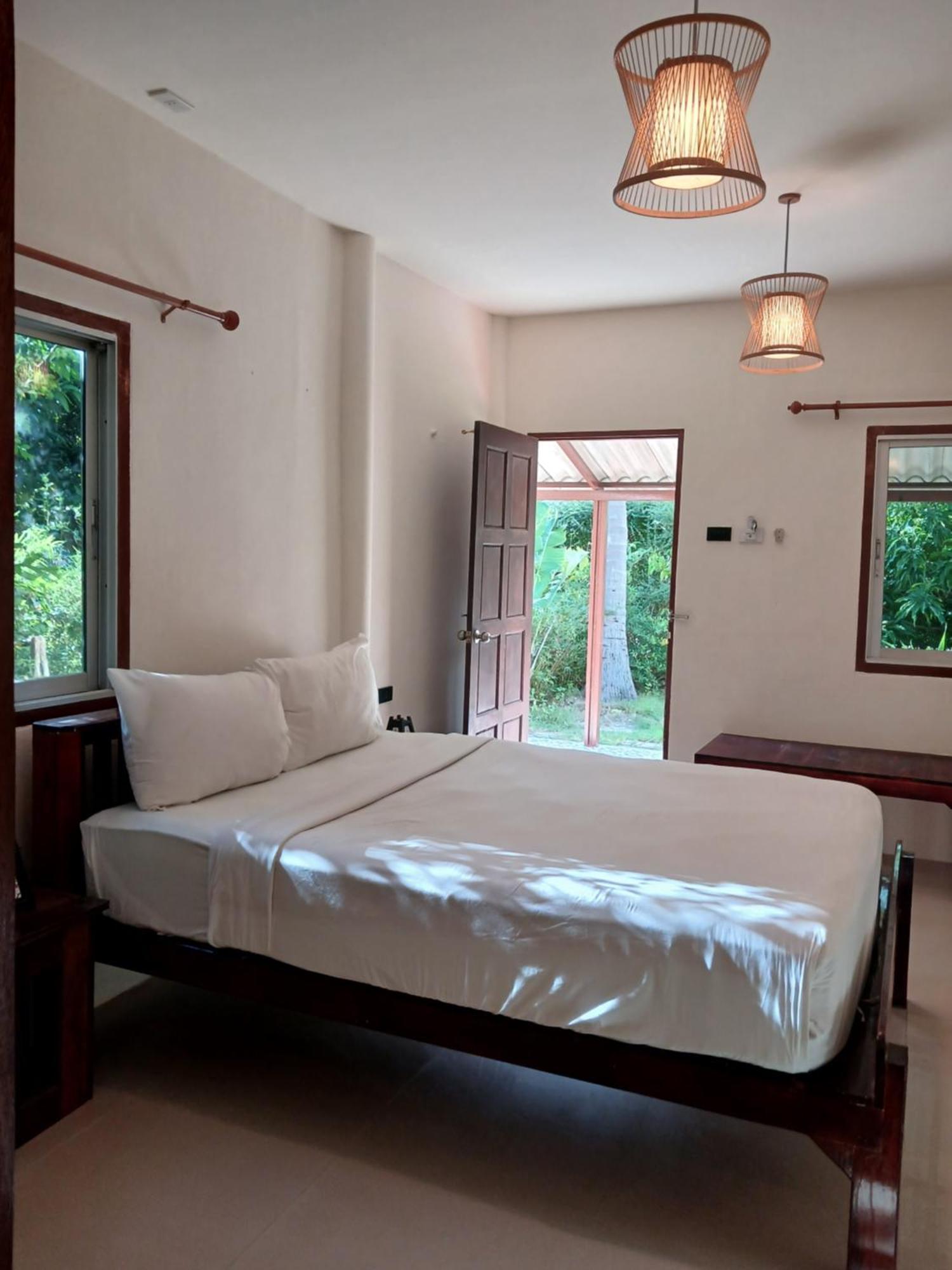 The Blue Gecko Hotel Ko Lanta Exterior foto